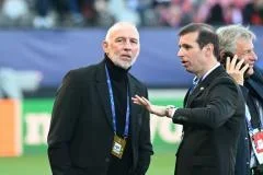 Éric Roy, entraîneur de Brest, et Grégory Lorenzi, directeur sportif sur le départ. (A. Réau/L'Équipe)